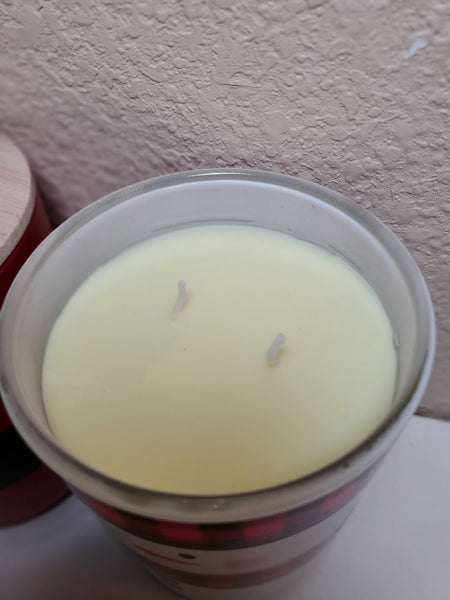Christmas Candles in Glass Jar with Wood Lid and 2 wicks