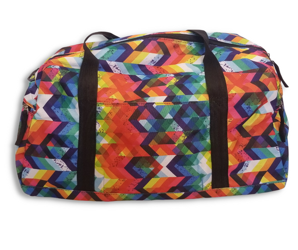 Duffel travel bags with padded shoulder strap, full zip