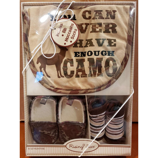 Camo Baby Bib Slipper Socks Gift Set Ages 6 -12 months