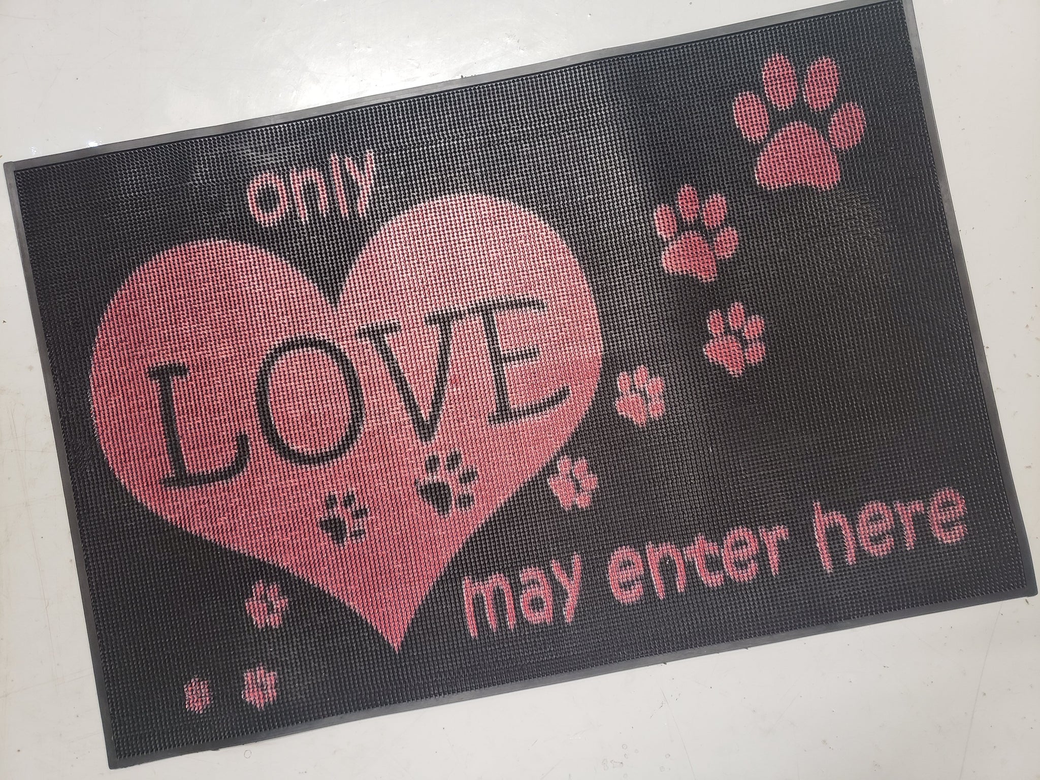 Rubber Cat Dog Pet Floormat for Front Door, Garage Door